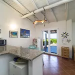 Laura's Terrace - Klodge Chalet