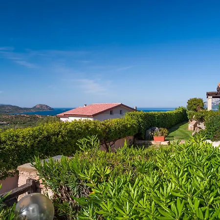 Laura's Terrace - Klodge Porto San Paolo (Sardinia)