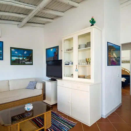 Laura's Terrace - Klodge Porto San Paolo (Sardinia)